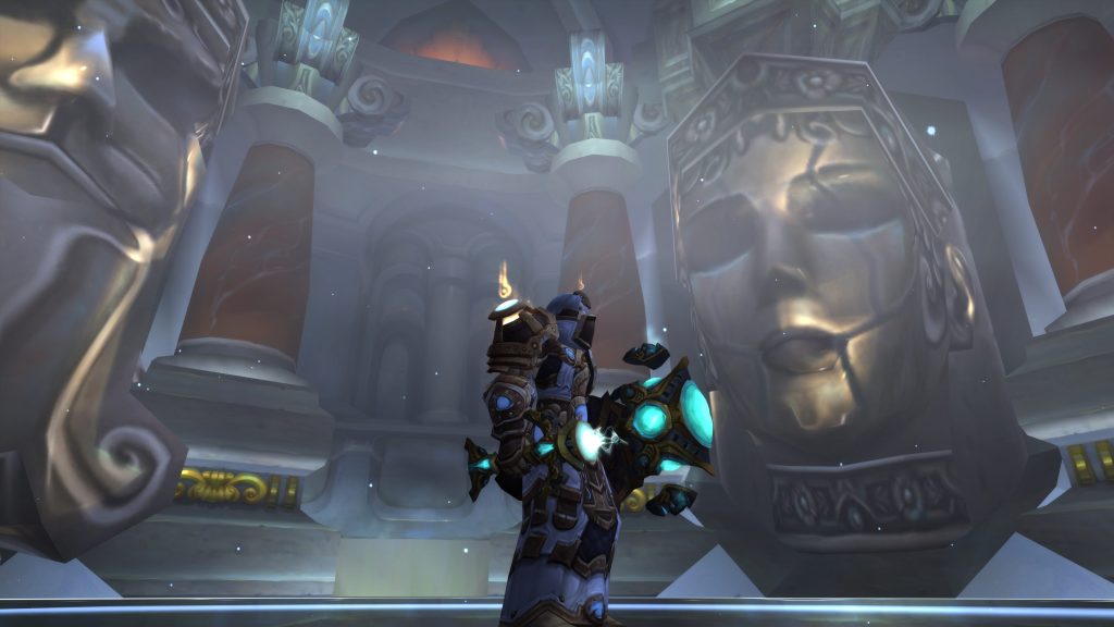 valanyr hammer of ancient kings close up